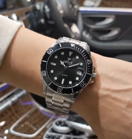 Luxury Black Bronze Watch - 1 Pc for Men | Water Resistant & Comfortable Daily Wear